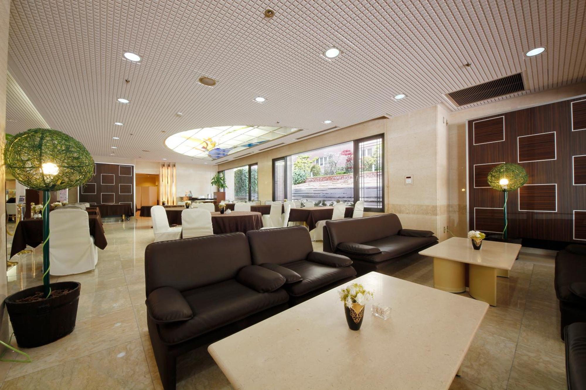 Hotel Hiroshima Garden Palace Extérieur photo