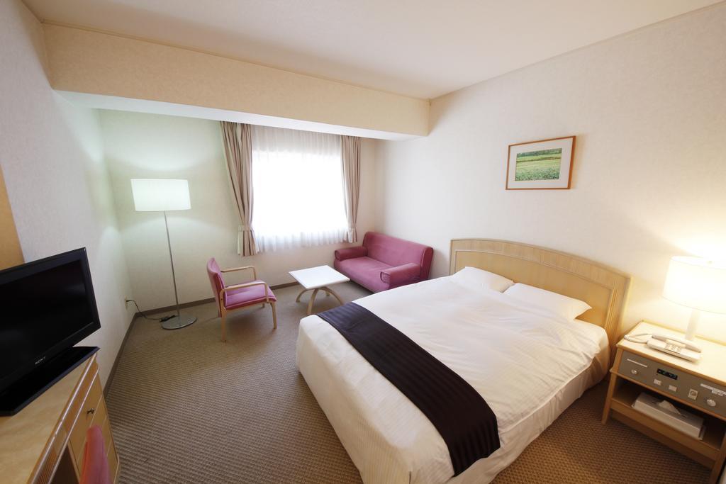 Hotel Hiroshima Garden Palace Extérieur photo